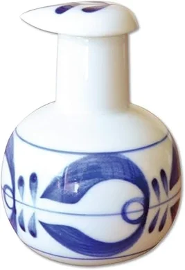 Japanese Arita Imari Ceramic Soy Sauce Dispenser (6.4 fl oz)